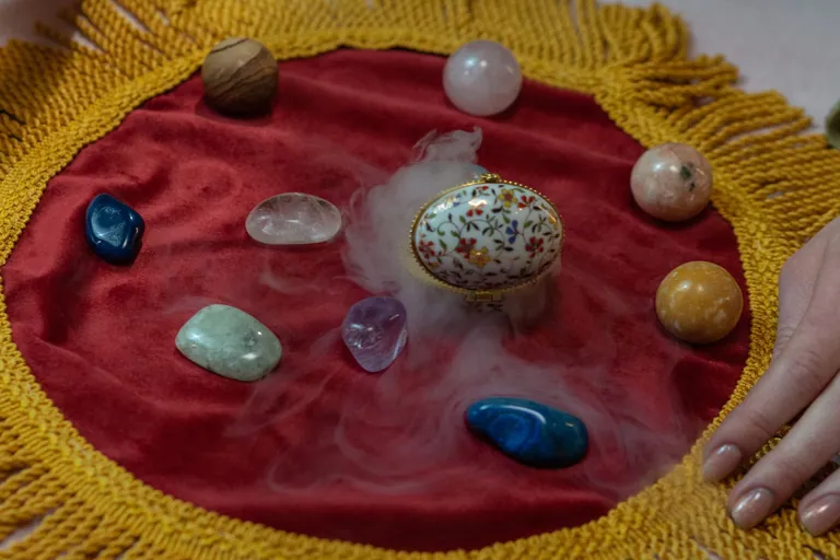 Sodalita para calma mental y claridad espiritual