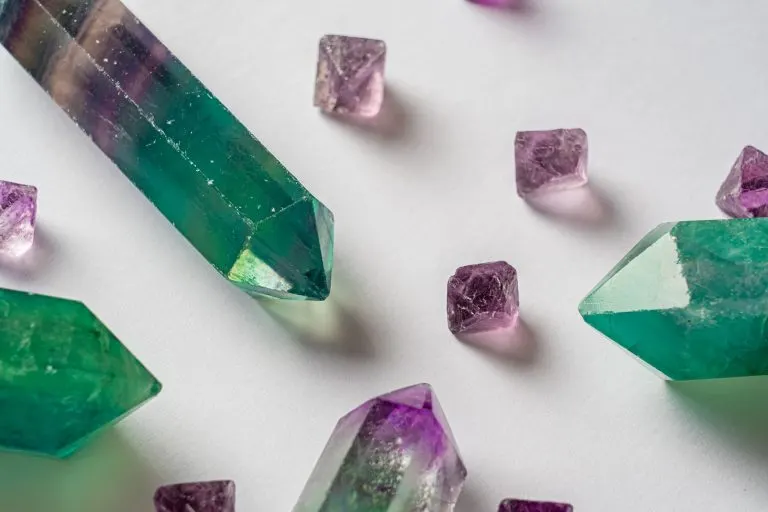 Fluorita para claridad mental y protección energética