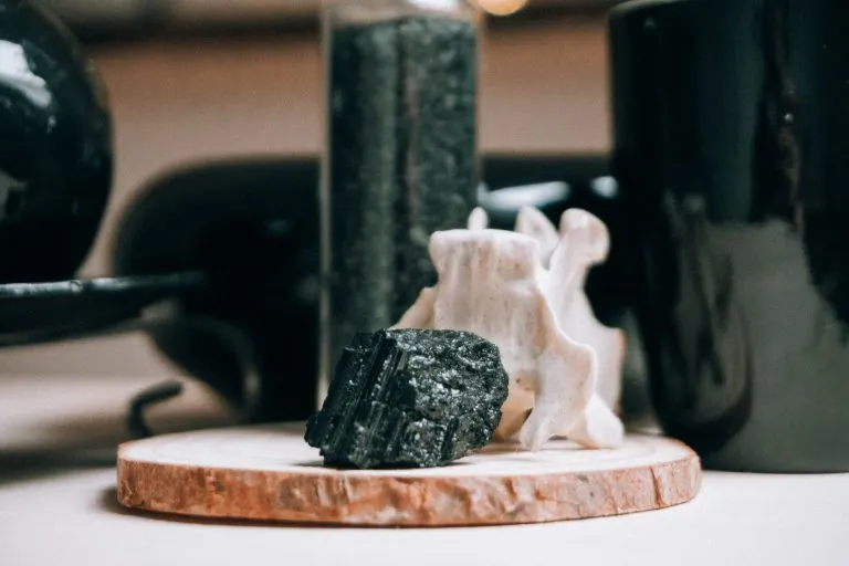 Turmalina negra para protección espiritual