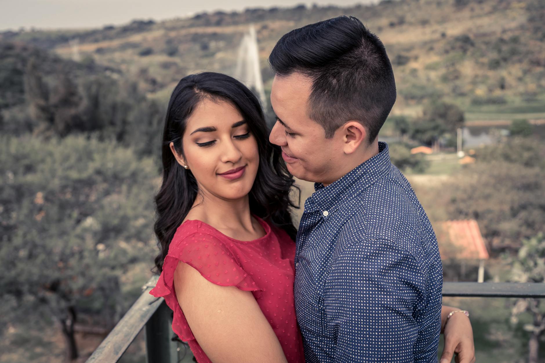 Acuario y Piscis: lógica y emoción en pareja Astrologia pareja agua aire — pareja