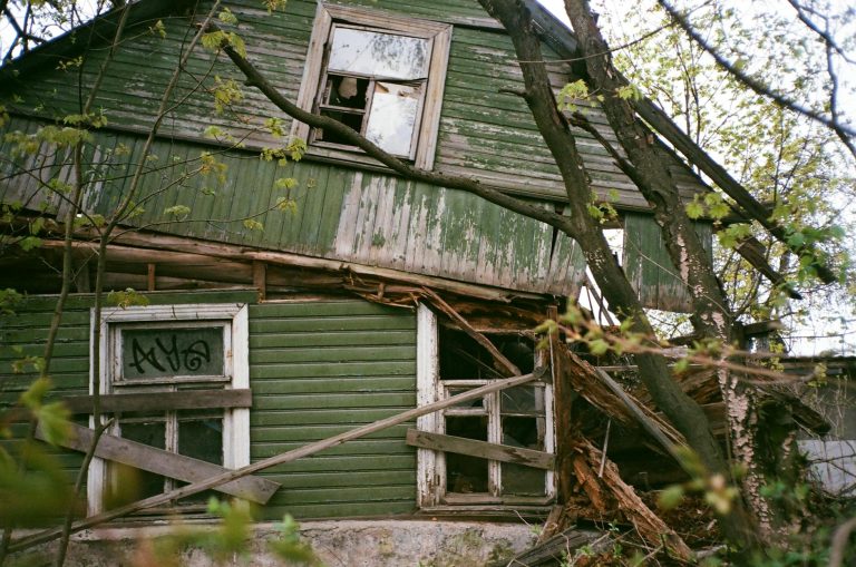 Soñar con una casa abandonada: significado soñar con una casa abandonada
