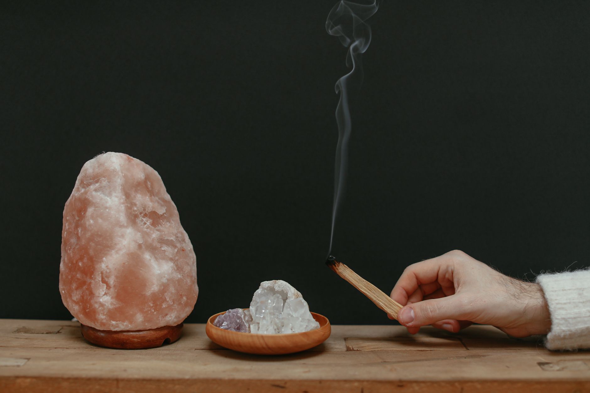 Selenita: significado espiritual, limpieza y protección Ritual sencillo con selenita para claridad